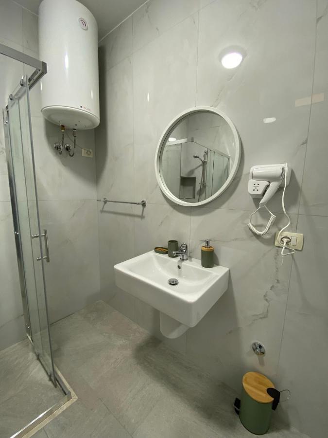 Bellavista Qerret Apartment 1 โกเลม ภายนอก รูปภาพ
